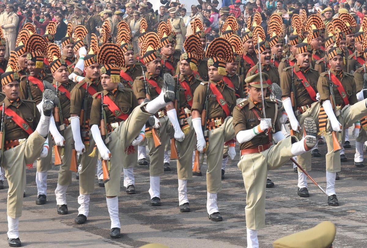 republic day celebration at vidhan bhawan lucknow 