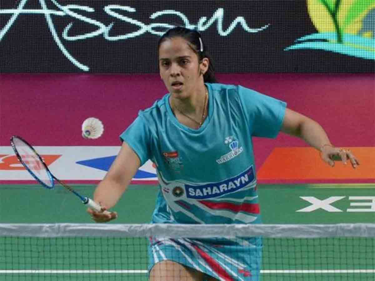 saina nehwal beat pv sindhu to enter in semifinal of indonesia masters