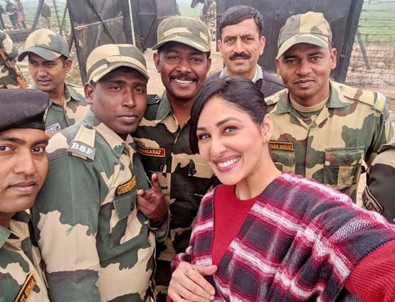 aiyaary starcast on wagah border on 26 january morning, sidharth malhotra
