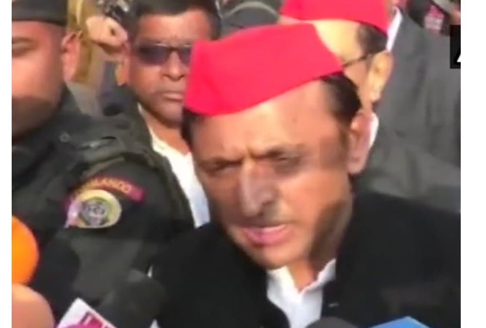 akhilesh yadav speaks on kasganj clash.
