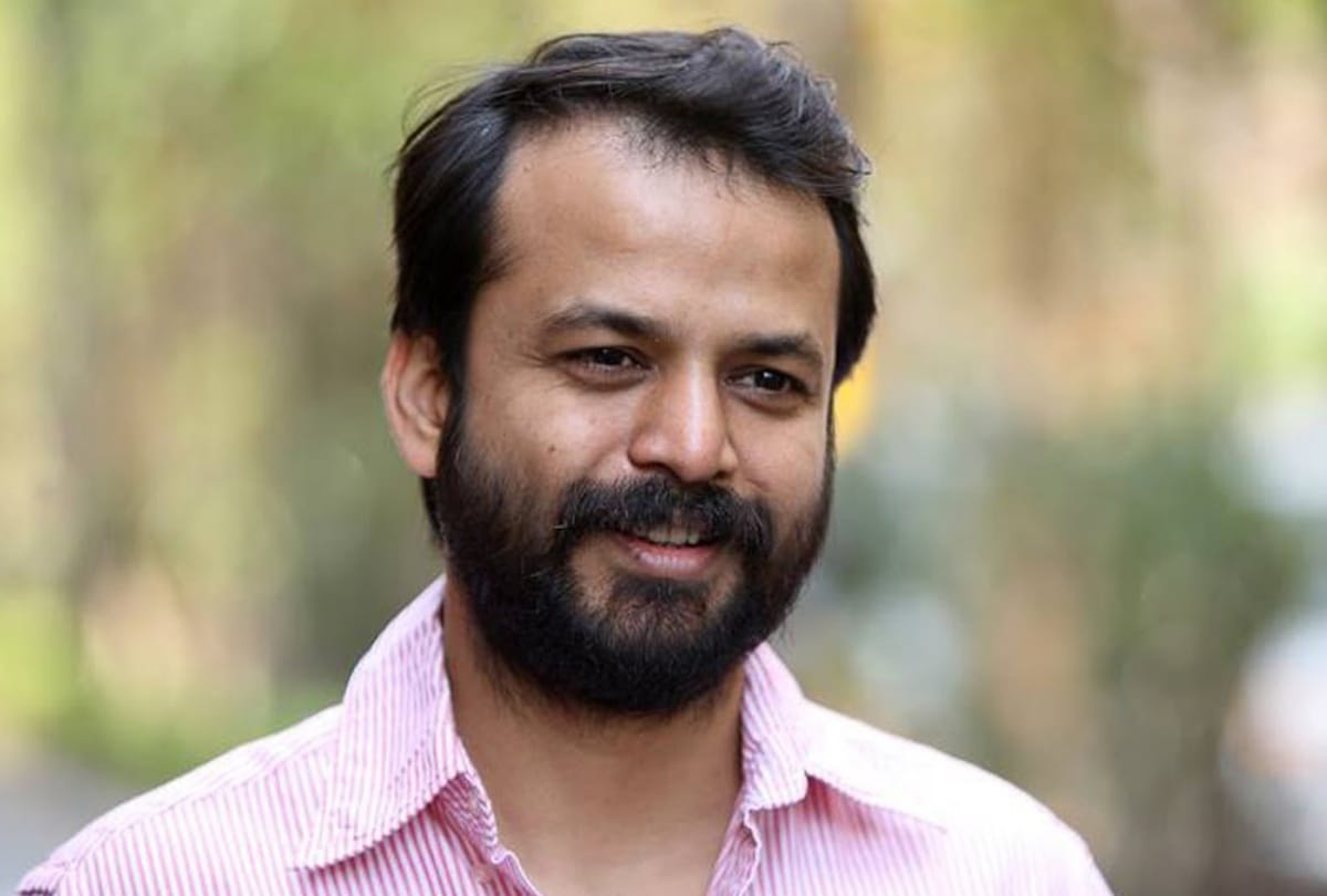 aap politicians acquitted of charges : violation of code of conduct 
