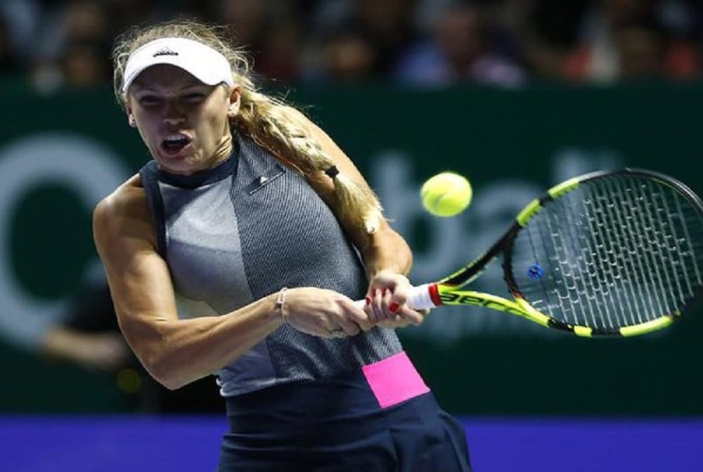 australian open: Caroline Wozniacki beats Simona Halep to clinch the