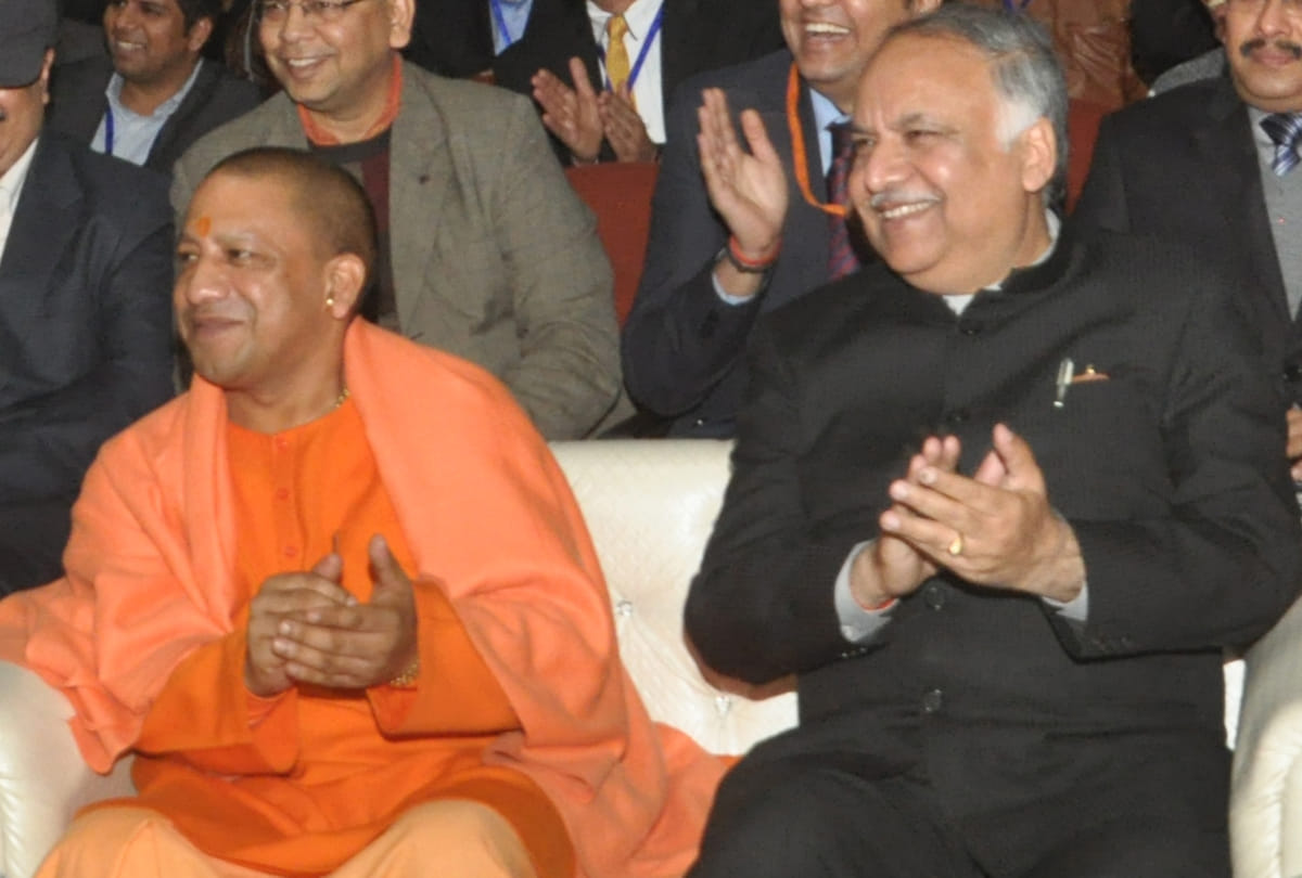 cm yogi in iit kanpur
