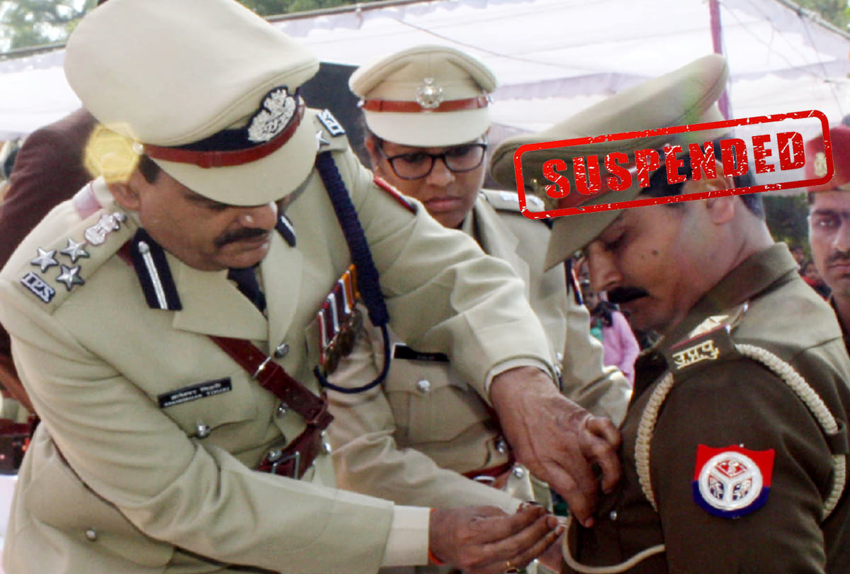 Suspended police station incharge for corruption