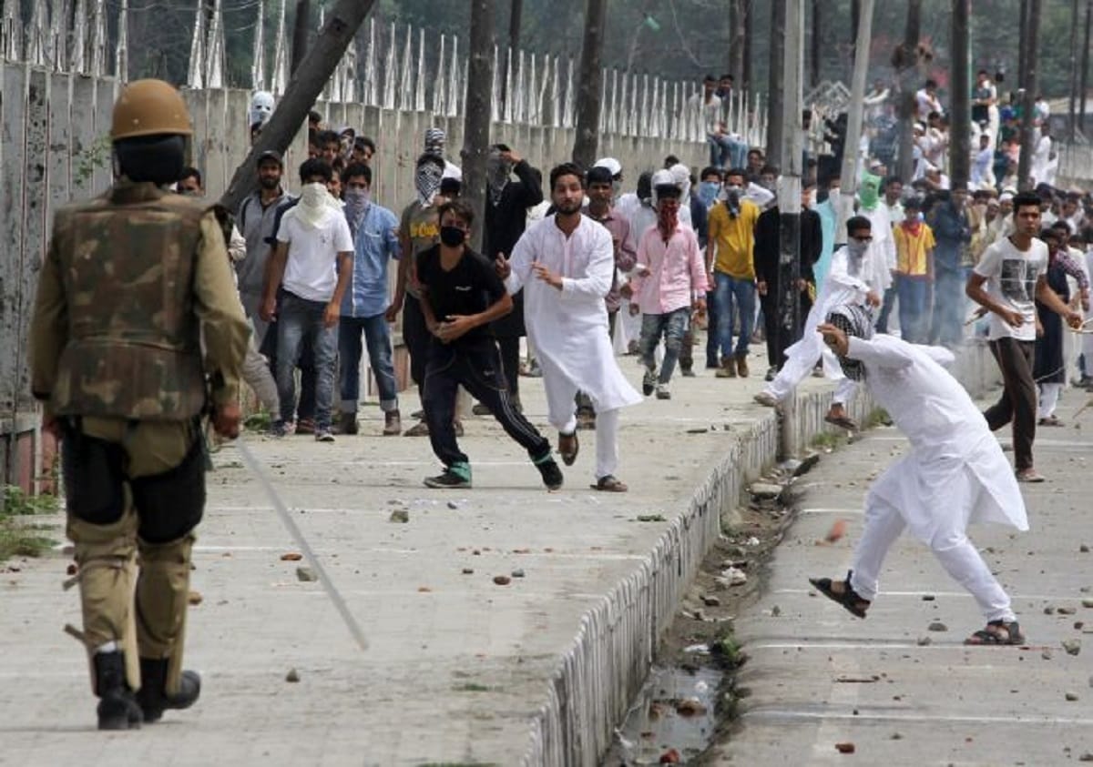 Army kids plea against stone pelters, NHRC ask report to defence 