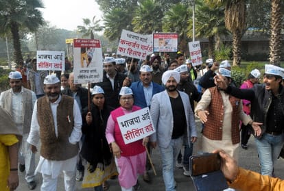 sealing : aap to go on parliament march on monday