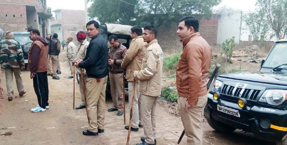 Communal conflicts over tampering in Muzaffarnagar, sharp weapons, many injured