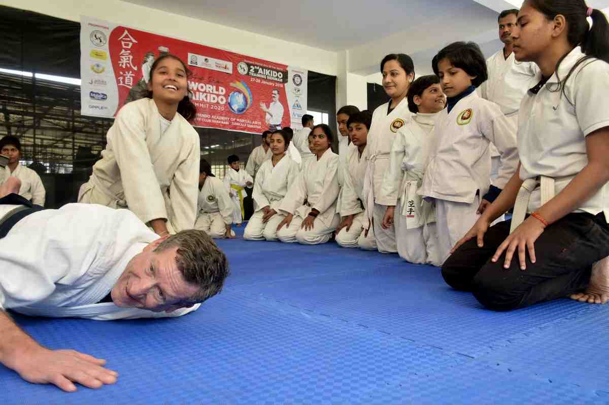 varanasi daughter learn art of aikido