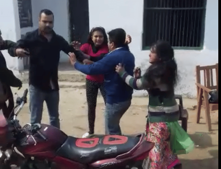 Female teacher beaten by school principal in azamgarh