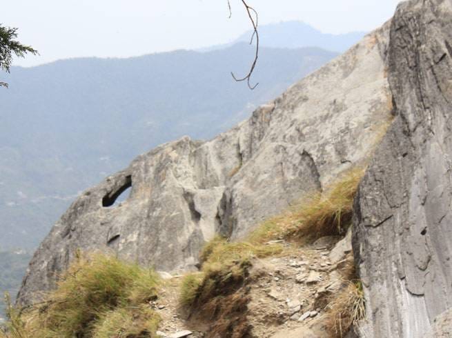 this rock give gift of childbirth