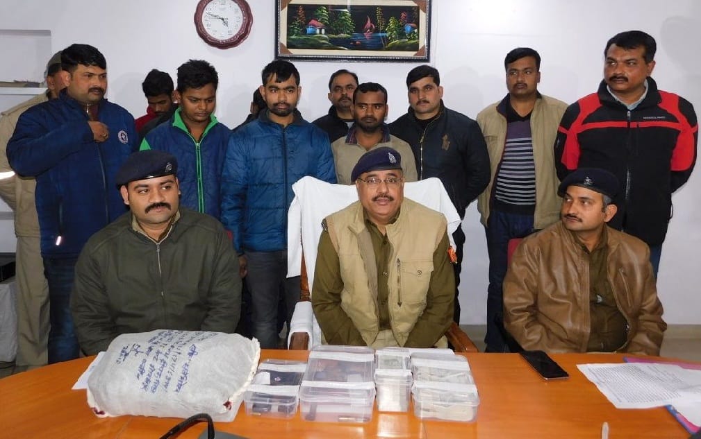 रचित हॉस्पिटल कर्मियों से लूट का पर्दाफाश, डॉक्टर समेत सात गिरफ्तार