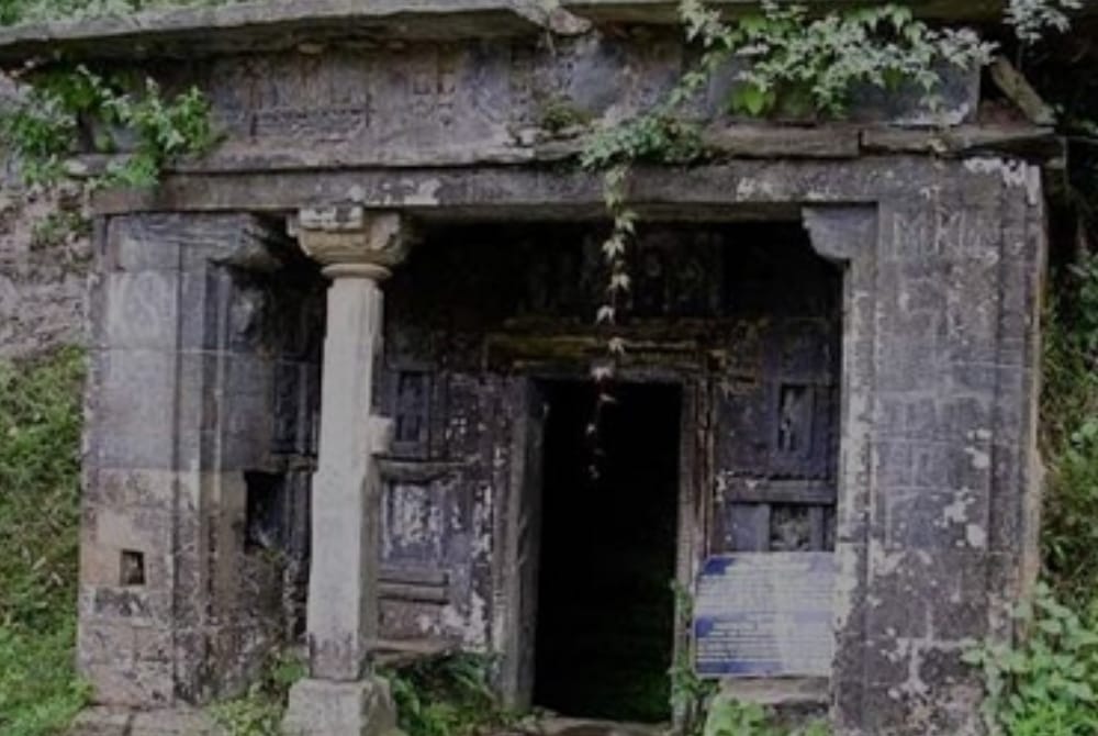 truth of Ek Hathiya Deval Temple in Uttarakhand