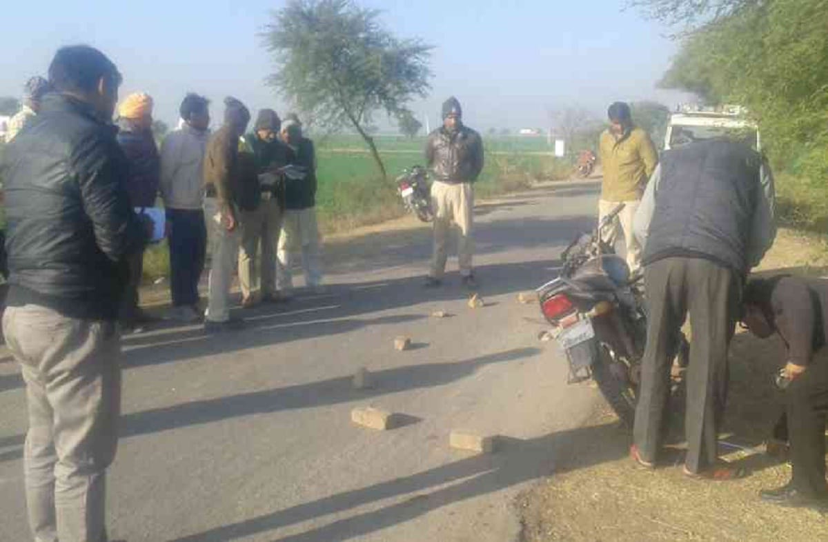 shot the gram pradhan in hapur of uttar pradesh