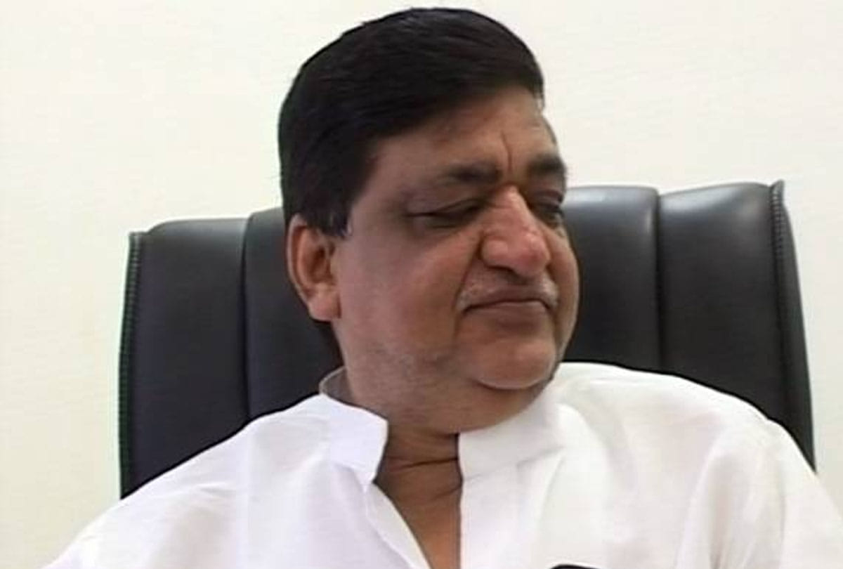 samajwadi party's protests against government policies