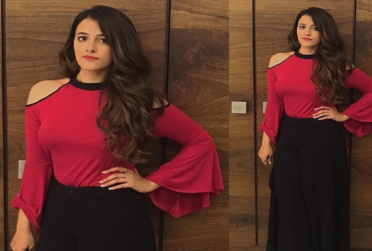 Nupur Sanon is as stylish as her sister Kriti Sanon 