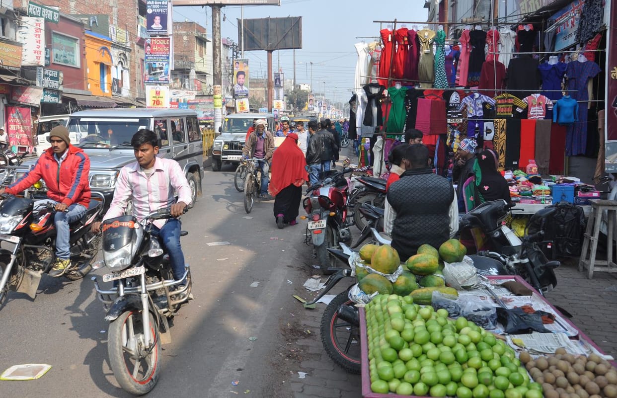 th roads of city faces regular jam