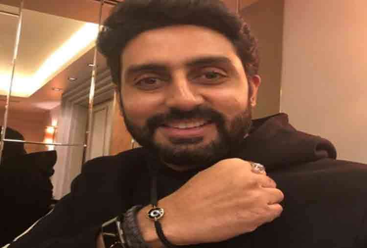 riddhima kapoor give a special gift to abhishek bachchan