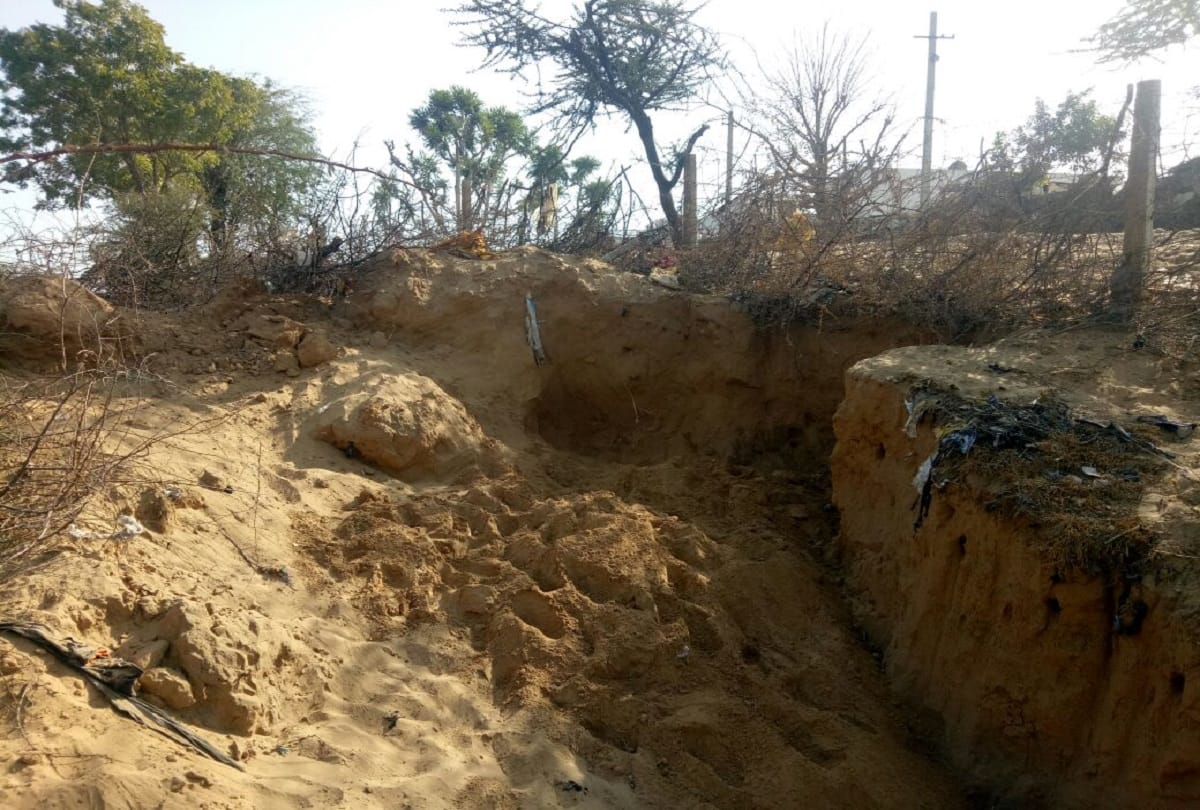 Rajasthan four child are death in a bed incident in sikar