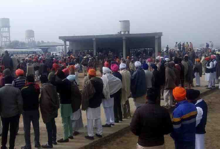 gangster vicky gounder funeral, killed in police encounter