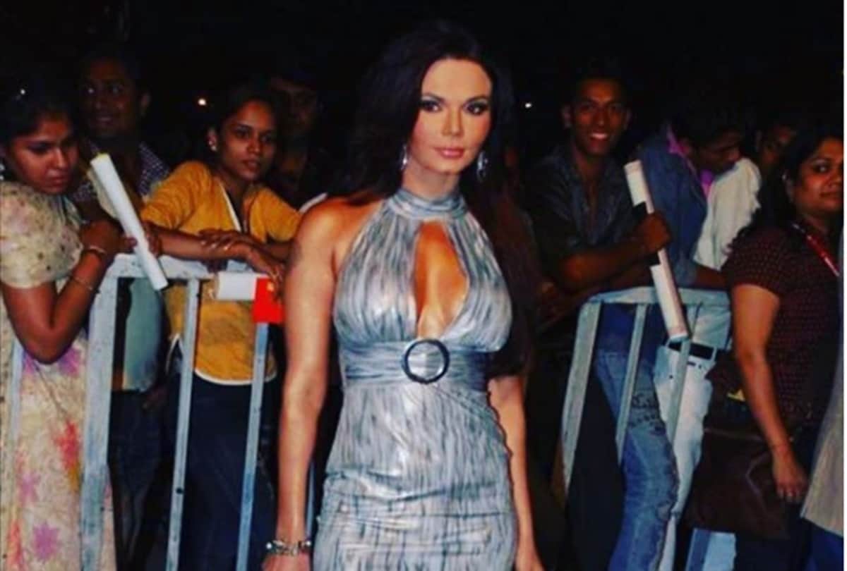 actress rakhi sawant share her kissing scene experience video