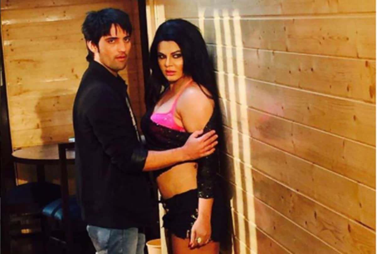 actress rakhi sawant share her kissing scene experience video