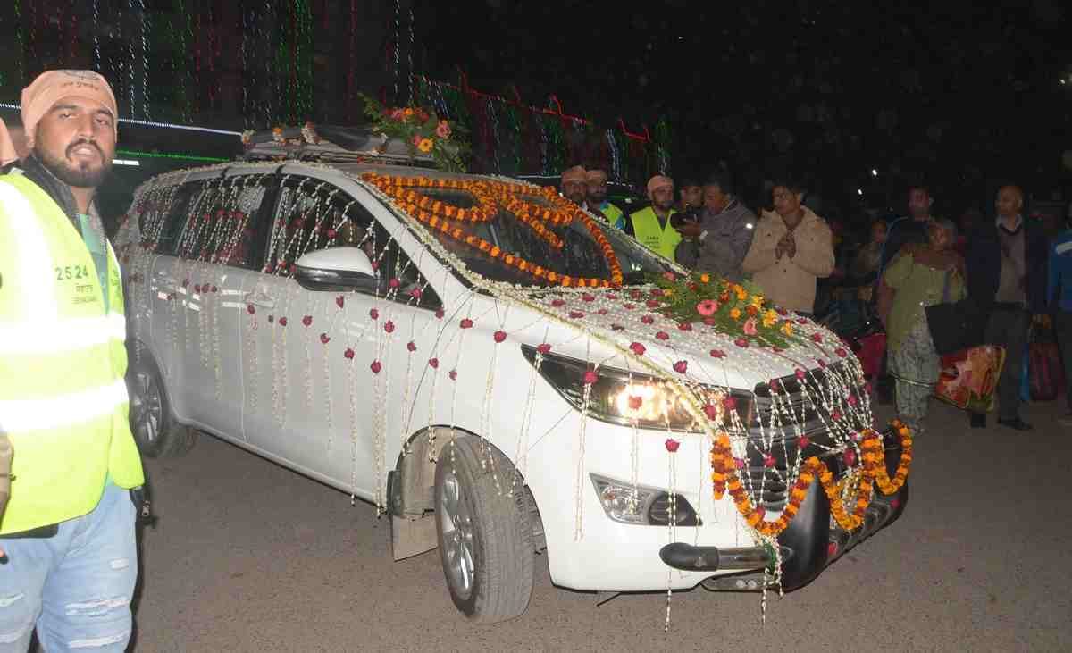 Guru Ravidas Jayanti 2018: Saint niranjan das fabulous welcome in varanasi