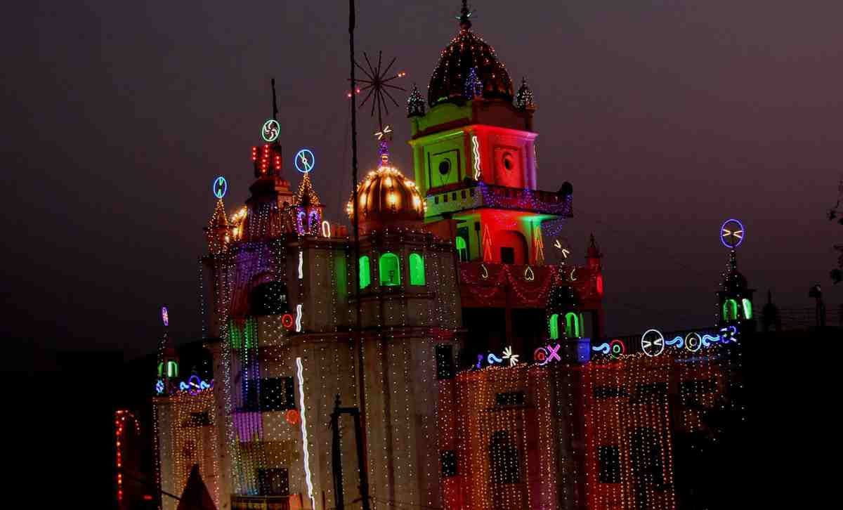 Guru Ravidas Jayanti 2018: Saint niranjan das fabulous welcome in varanasi
