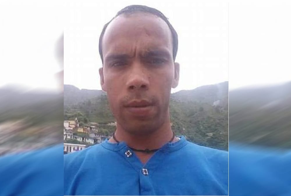 Horrible photos of brother killed during road accident in tehri
