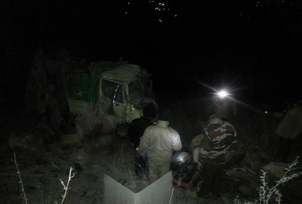 Horrible photos of brother killed during road accident in tehri