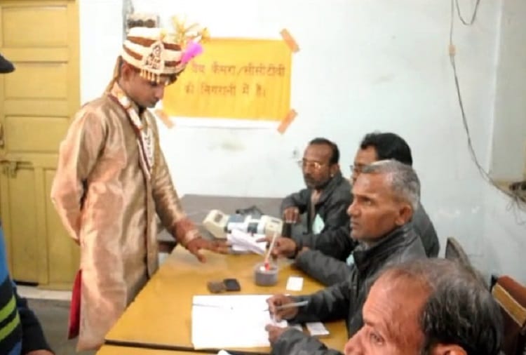 rajasthan bjp congress are main opponent in by poll today