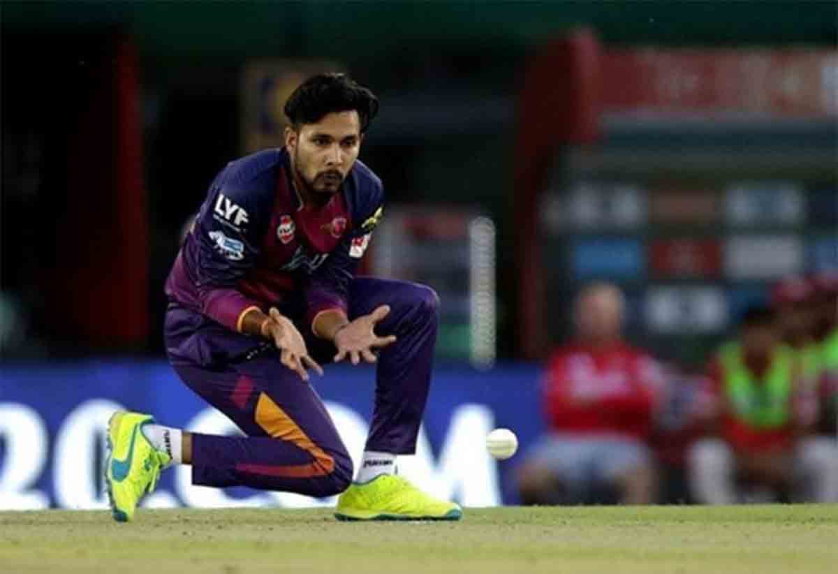 ms dhoni is brilliant as a cricketer i learn alot says ankit sharma