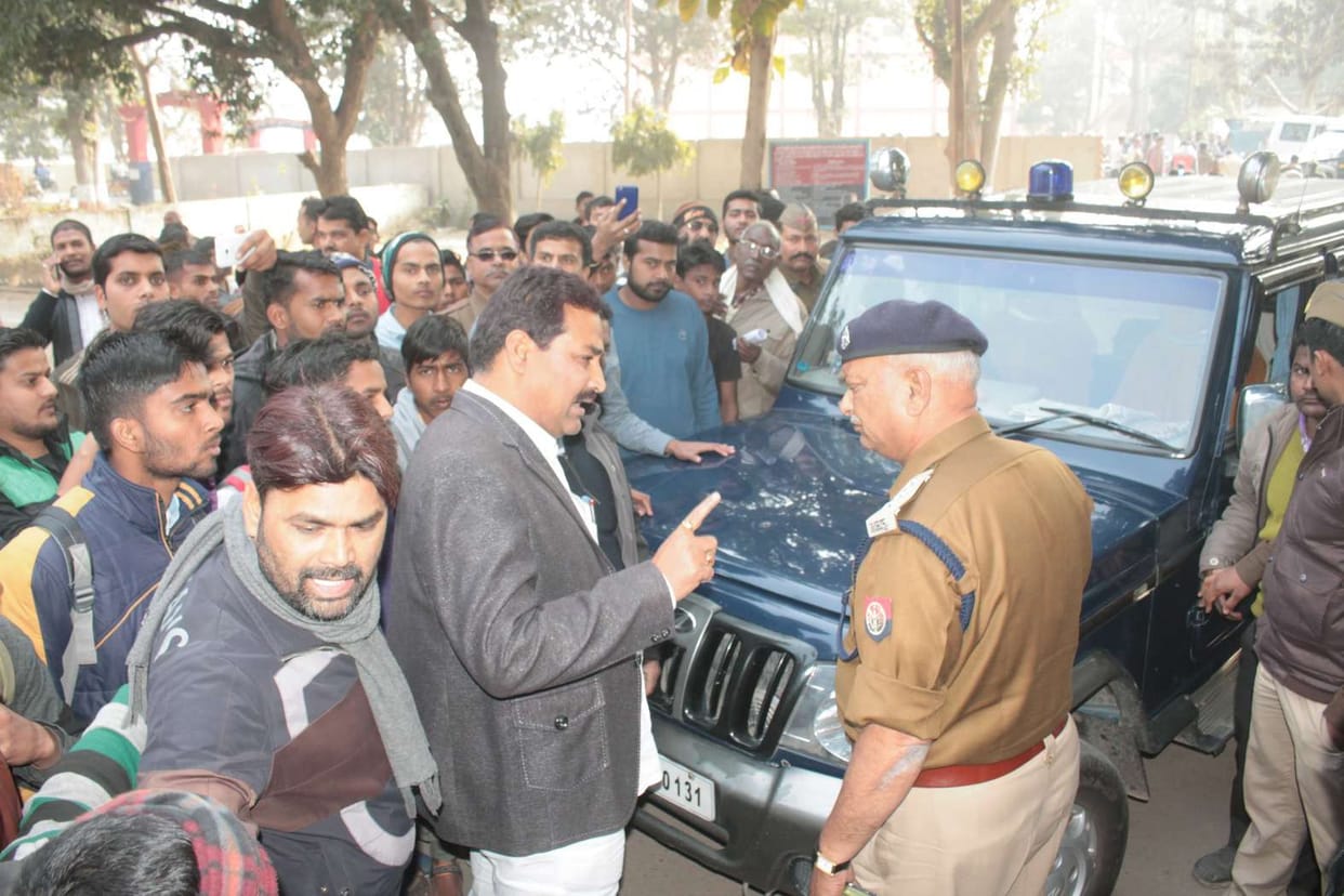 Lawyers and soldiers assaulted after dispute