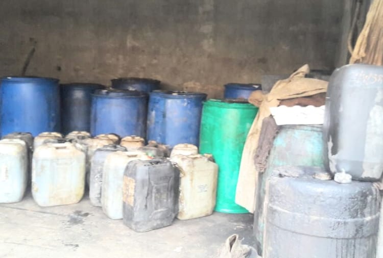 three arrested in cedar wood oil case of shimla chaupal