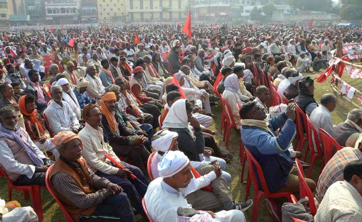 After very long time varanasi beniabag coverd with red flag