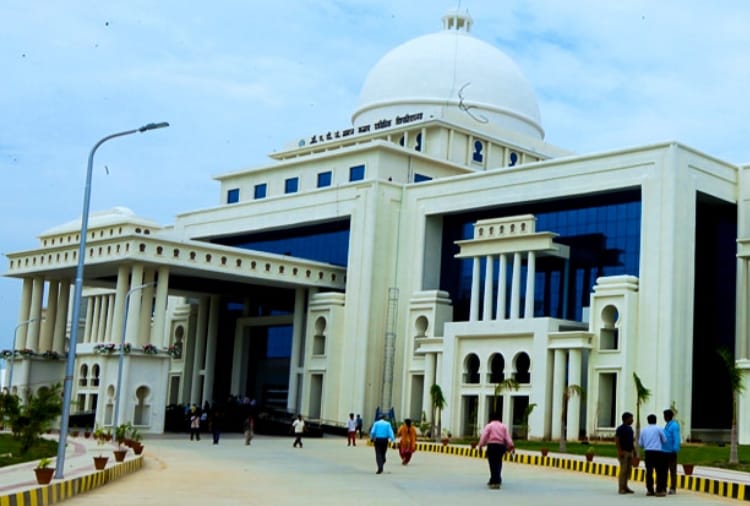 new pharamacy colleges will be opened in up 