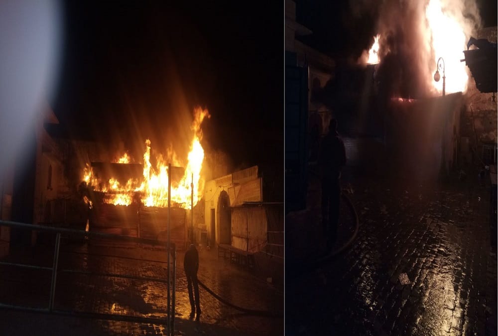 rajasthan jaipur fire broke out at govind dev ji temple- firetenders took control late night 