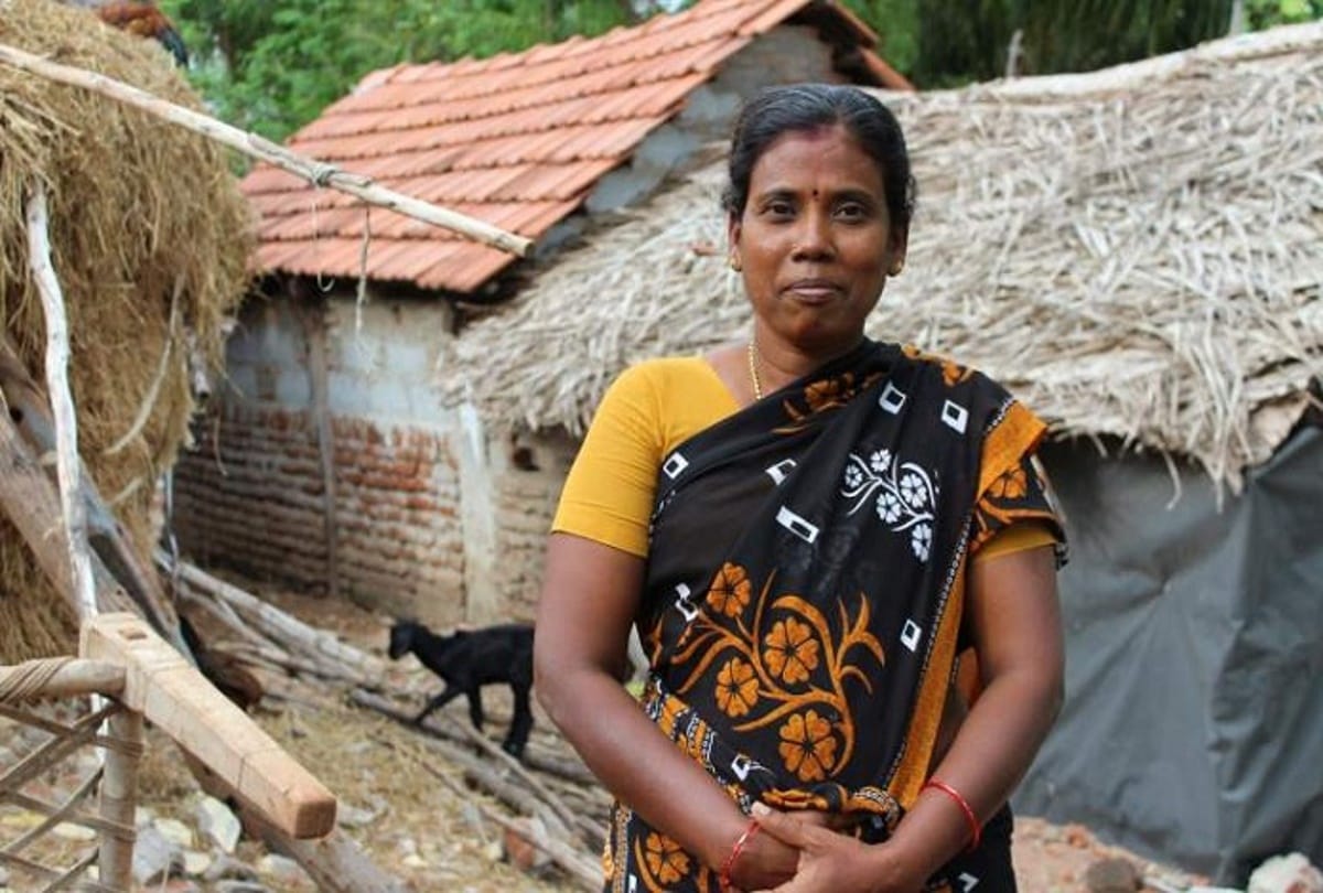 success story of lakshmi periasamy who change her village to cleanliness campaign 