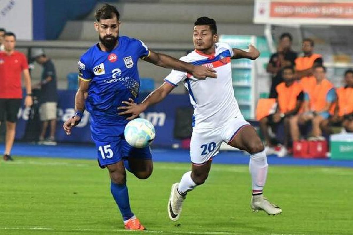 mumbai city fc beat fc goa in indian super league 2017-18