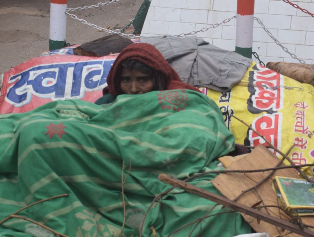 shoppers do not open shops in kasganj 