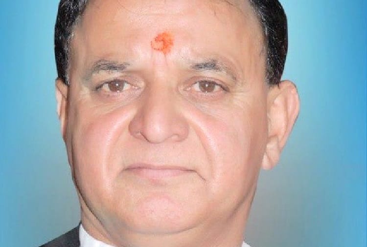 mahender singh thakur suspend sdo and two je