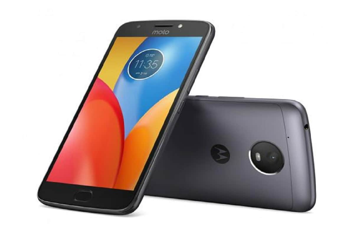 Buy Motorola smartphones with upto Rs 4,000 Discounts on Amazon India