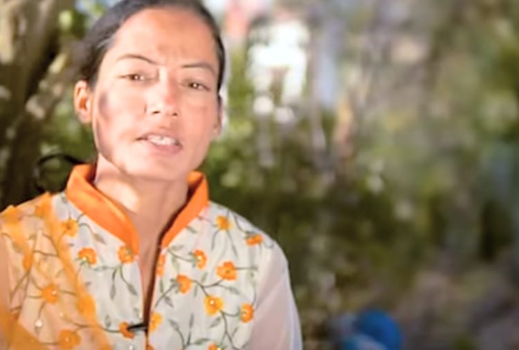 hope torch: nisha sharma of Himachal started school in cowshed