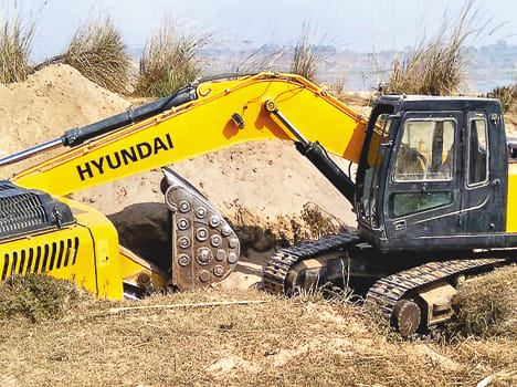 Report on the villagers to stop the mines