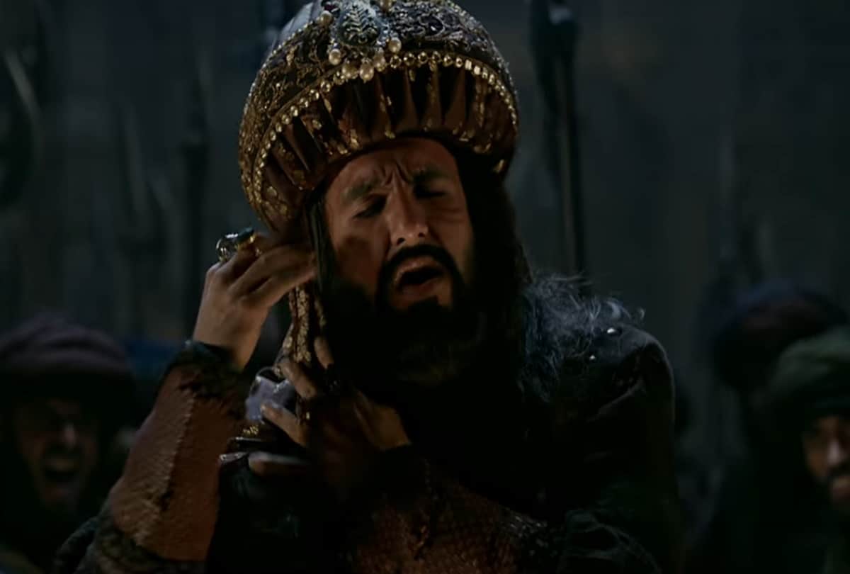 ranveer singh launch padmaavat song khalibali video