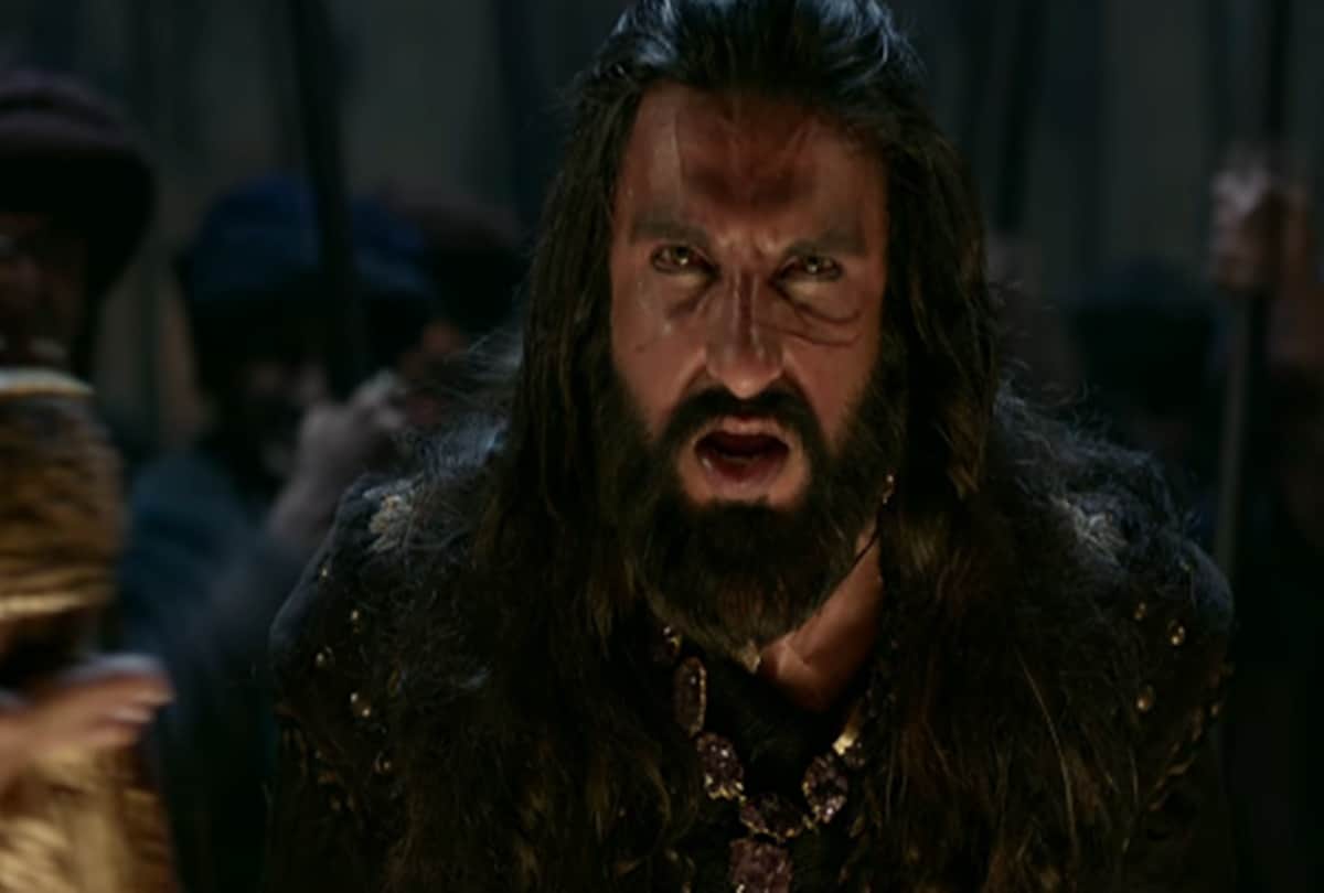 Shahid Kapoor Says he would have done the role of Alauddin Khilji differently than Ranveer Singh 