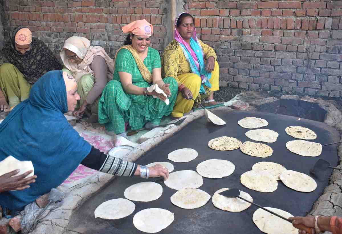 CM yogi will visit golden palki who inaugrate by mayawati