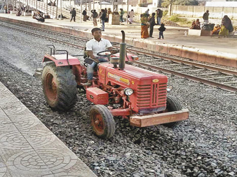 Sloppy platform number one tracks and slippers