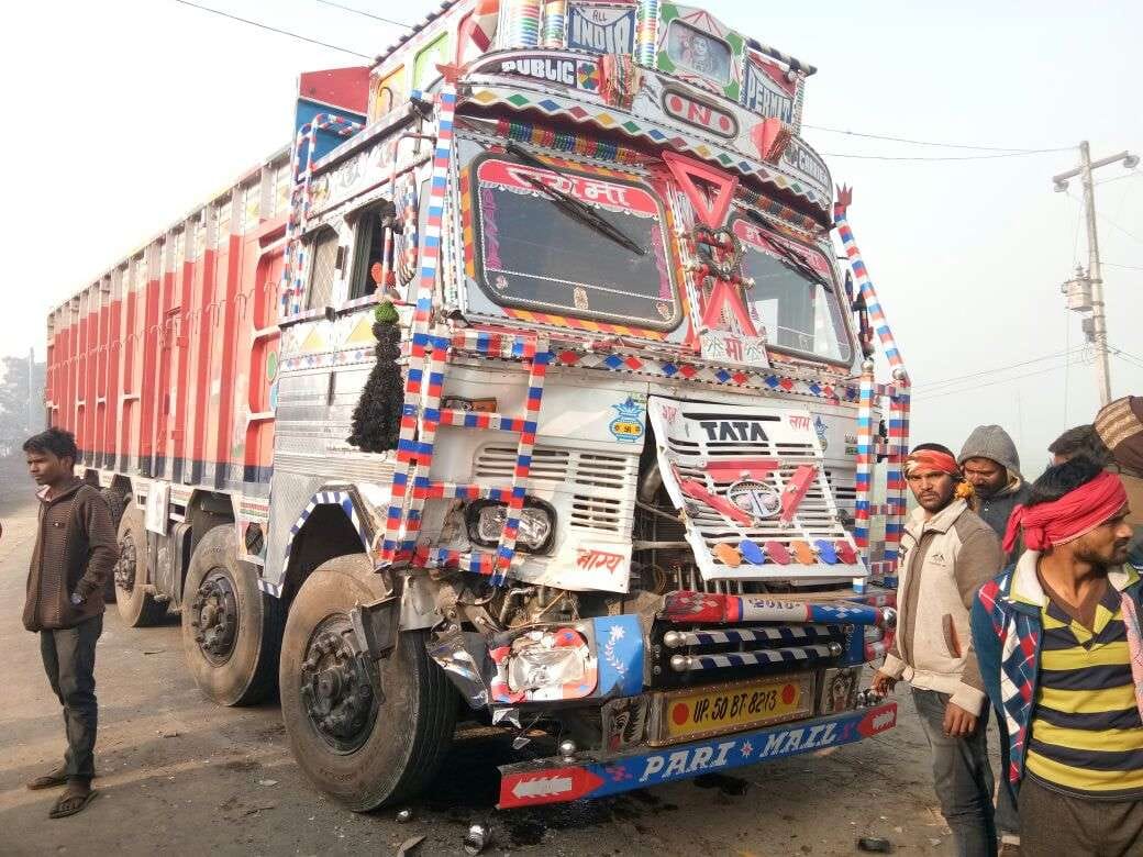 Three dead, including bike-rider students