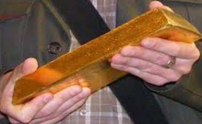 gold smuggling in mughalsarai