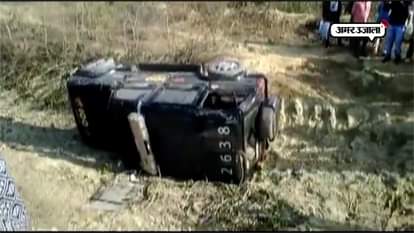AFTER A SPEEDY TRUCK HITED TWO PERSON DEAD IN AURIYA